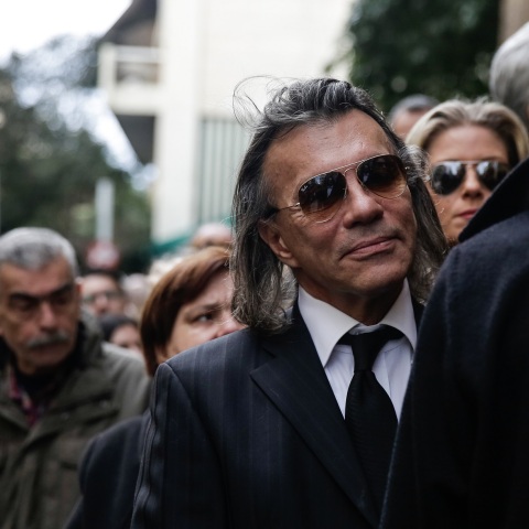 Ηλίας Ψινάκης: Αποχαιρέτησε τη Ματούλα με μια ανάρτηση στο Instagram - Η φωτογραφία από το παρελθόν και οι αντιδράσεις για την επιλογή του στιγμιότυπου. 