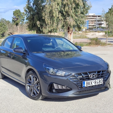 Το ανανεωμένο Hyundai i30 Fastback