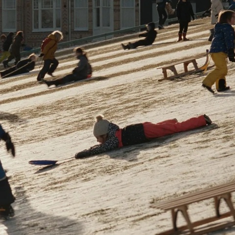 «Occupied City»: Στη δημοσιότητα το τρέιλερ του τετράωρου ντοκιμαντέρ που υπογράφει ο Στιβ ΜακΚουίν - Στο επίκεντρο το Άμστερνταμ του Β' Παγκοσμίου Πολέμου.