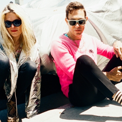 The Kills: Αποκλειστική συνέντευξη με την Alison Mosshart και τον Jamie Hince στην Athens Voice για το νέο τους άλμπουμ «God Games», τη μουσική και τη ζωή τους.