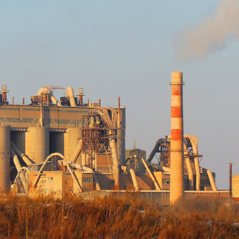 Η παραγωγή τσιμέντου υπεύθυνη για το 7% των παγκόσμιων εκπομπών διοξειδίου του άνθρακα