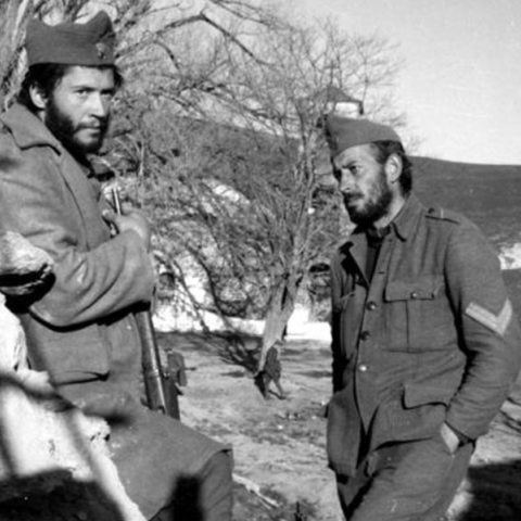 «Ουρανός» του Τάκη Κανελλόπουλου: Η βραβευμένη αντιπολεμική ταινία του 1962, η ιστορία της και το κίνημα του Νέου Ελληνικού Κινηματογράφου.