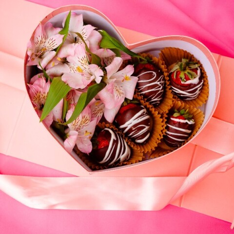 Εορτολόγιο: Σήμερα 31 Οκτωβρίου γιορτάζει…