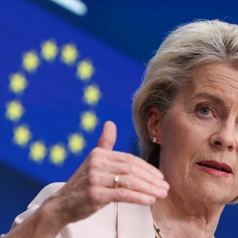 Ούρσουλα φον ντερ Λάιεν: Καταδικάζει αντισημιτικές ενέργειες και διαδηλώσεις κατά του Ισραήλ - Δεν έχουν «καμία θέση στην Ευρώπη».