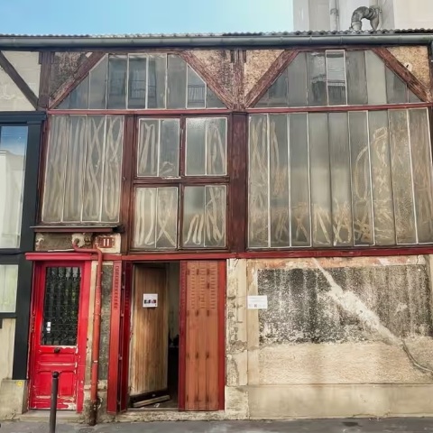 Παρίσι: Έκκληση χρηματοδότησης για το ατελιέ όπου εργάστηκαν διάσημοι ζωγράφοι και γλύπτες, ανάμεσά τους οι Πολ Γκογκέν και Αμεντέο Μοντιλιάνι. 