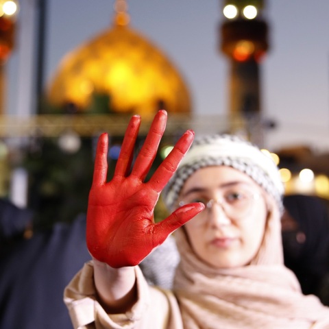 Ιράν: Ο ανώτατος ηγέτης Χαμενεΐ καλεί τις μουσουλμανικές χώρες να κάνουν μποϊκοτάζ στο Ισραήλ - Ζητά να σταματήσουν οι εξαγωγές πετρελαίου και τροφίμων.