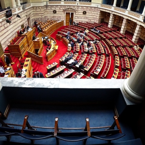 Η Βουλή από τα θεωρεία