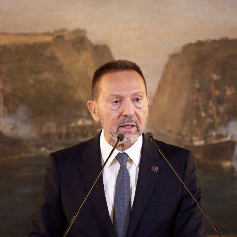 Γιάννης Στουρνάρας: Να επανεξεταστούν όλες οι φοροαπαλλαγές ζητά ο διοικητής της Τράπεζας της Ελλάδος - Η παραοικονομία ξεπερνά τα 40 δισ. ευρώ. 