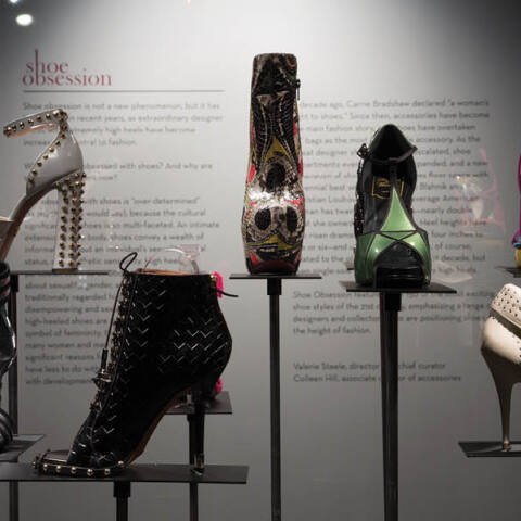 Η ιστορία της γόβας στιλέτο