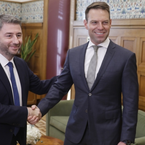 Ιδεολογία, εφαρμοσμένη πολιτική και συναίσθημα