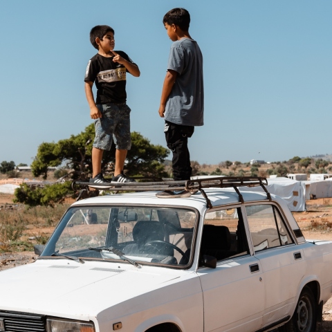 Φωτορεπορτάζ από τον καταυλισμό Σοφό στον Ασπρόπυργο - Η καθημερινότητα των τσιγγάνων και οι συνθήκες διαβίωσης