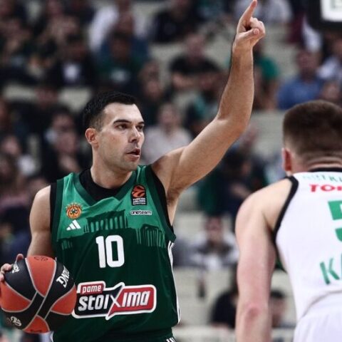 Ο Κώστας Σλούκας