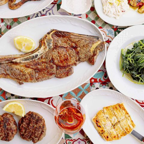 Τα Πλατάνια