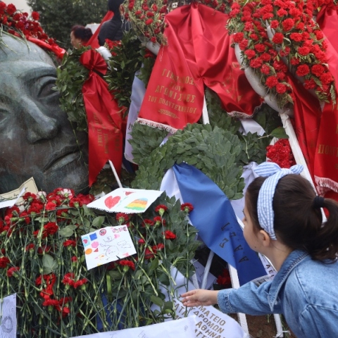 8 πράγματα που μας μαθαίνει η επέτειος του Πολυτεχνείου