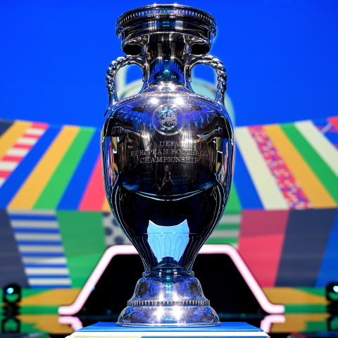 Το τρόπαιο του Euro