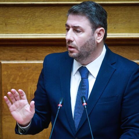 Ανδρουλάκης σε Μητσοτάκη: «Τα προβλήματα δεν έχουν συγκεκριμένο χρώμα και κόμμα, οι ευθύνες όμως έχουν»