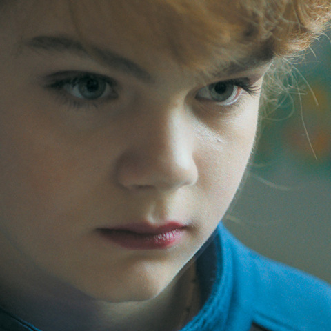 Με τα μάτια της Νταλβά: Παιδική αθωότητα  που σκλαβώνει