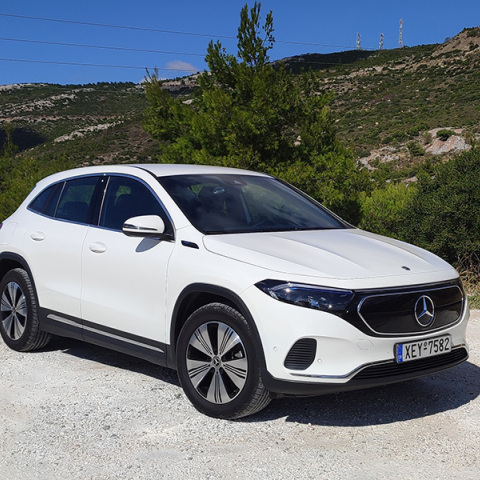Mercedes EQA 250+