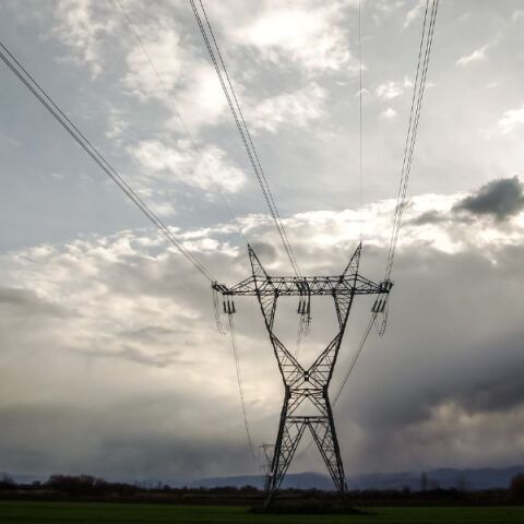 ΔΕΗ: Στο «πράσινο» τιμολόγιο όσοι δεν δήλωσαν προτίμηση – Αναλυτικά οι χρεώσεις