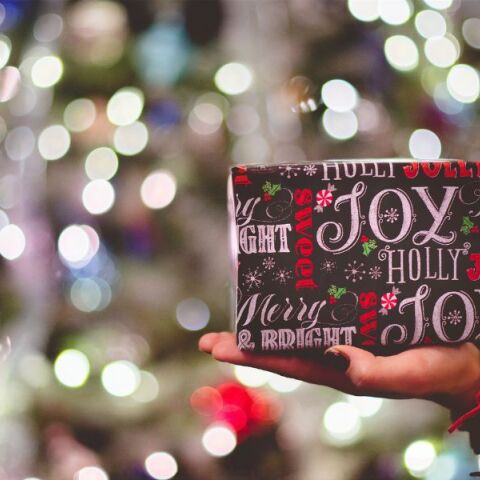 Δώρο Χριστουγέννων: Πότε καταβάλλεται και πώς το υπολογίζετε