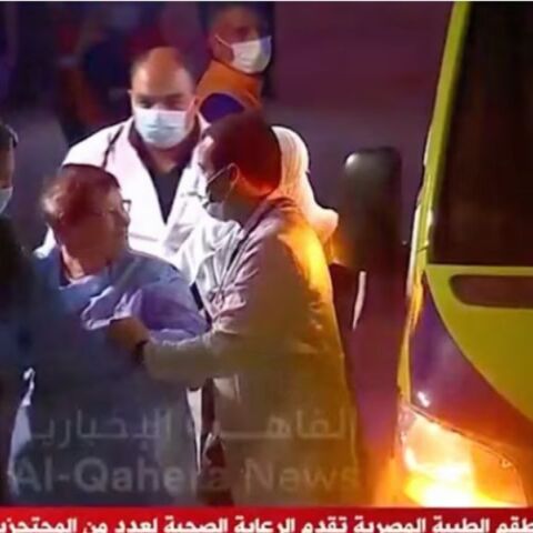 Εικόνες από την απελευθέρωση των ομήρων - Έφτασαν στην Αίγυπτο μέσω Ράφα