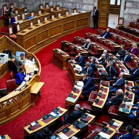 Τέμπη: Σε εξέλιξη η συζήτηση των προτάσεων ΣΥΡΙΖΑ-ΠΑΣΟΚ για σύσταση Προανακριτικής Επιτροπής