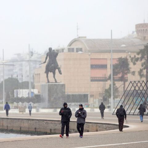 Κακοκαιρία Θεσσαλονίκη - Πάτρα: Μήνυμα από το «112» στους κατοίκους για επικίνδυνα φαινόμενα τις επόμενες ώρες - Οι συστάσεις της Πολιτικής Προστασίας.