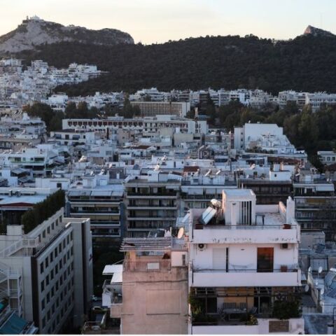 Νέο πρόγραμμα Εξοικονομώ με αυξημένα κονδύλια από το Ταμείο Ανάκαμψης - Οι επενδύσεις που θα χρηματοδοτηθούν στον τομέα της ενεργειακής απόδοσης.