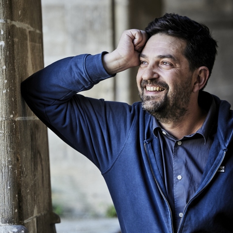 Ο καλλιτεχνικός διευθυντής του Φεστιβάλ της Αβινιόν, Τιάγκο Ροντρίγκες