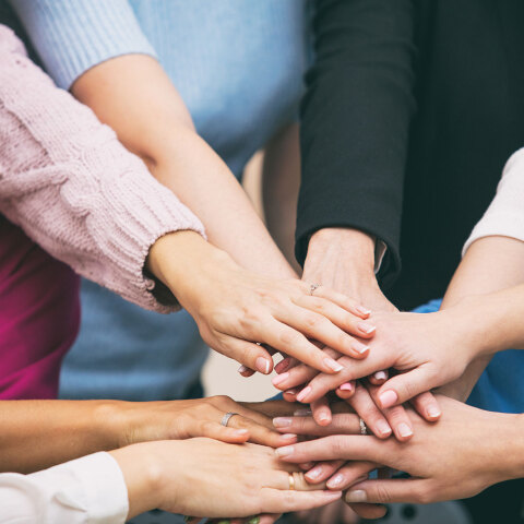 Bright Sky app από το Ίδρυμα Vodafone: Ένα πολύτιμο εργαλείο στη μάχη κατά της ενδοοικογενειακής βίας