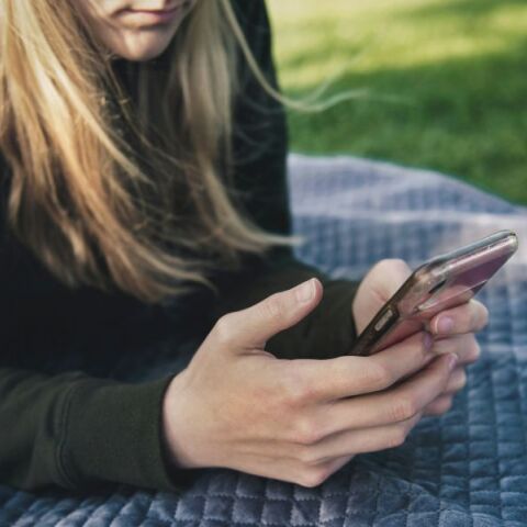 Σύλληψη σπείρας Νιγηριανών - Εξαπατούσαν γυναίκες μέσω Facebook, με το πρόσχημα σύναψης ερωτικού δεσμού - Απέσπασαν ποσό άνω των 200.000 ευρώ.