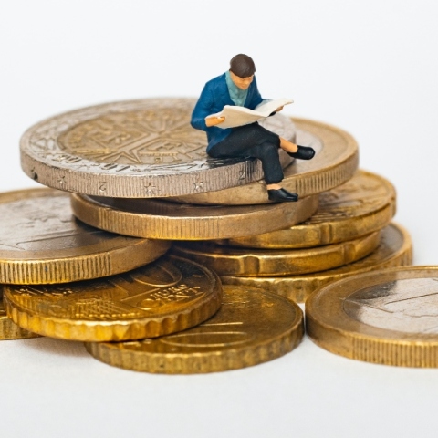 Η πορεία της ελληνικής οικονομίας προς Παραβίαση Βασικών Οικονομικών Αρχών