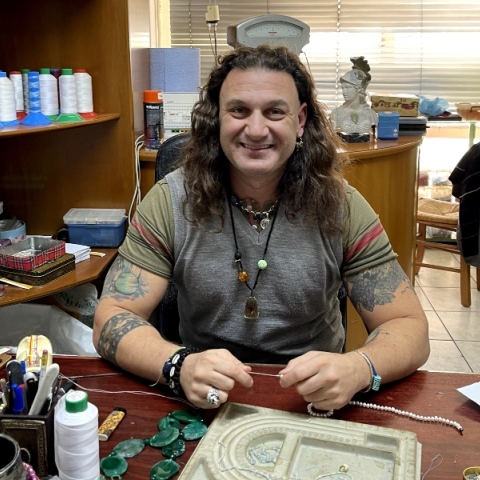 Πού θα δέσετε το μαργαριταρένιο κολιέ σας