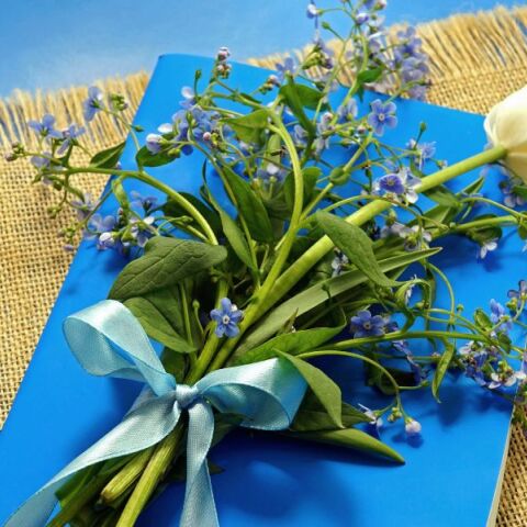 Ποιοι γιορτάζουν σήμερα 7 Δεκεμβρίου;