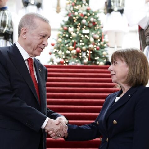 Κατερίνα Σακελλαροπούλου: Η Πρόεδρος της Δημοκρατίας υποδέχθηκε τον Ταγίπ Ερντογάν - Η συνομιλία τους για τις σχέσεις μεταξύ Ελλάδας και Τουρκίας.
