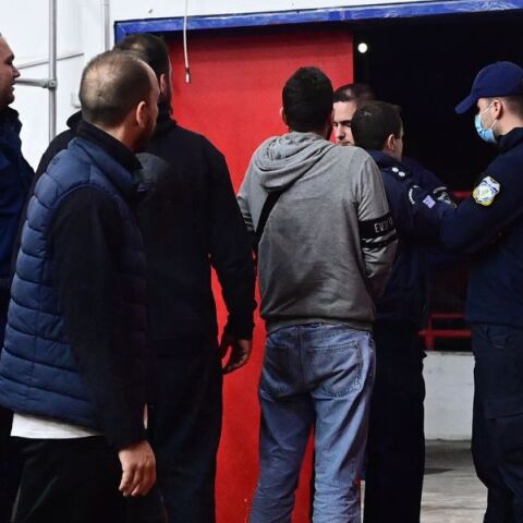 Ενδείξεις ότι ο δράστης της δολοφονικής επίθεσης στου Ρέντη έχει προσαχθεί