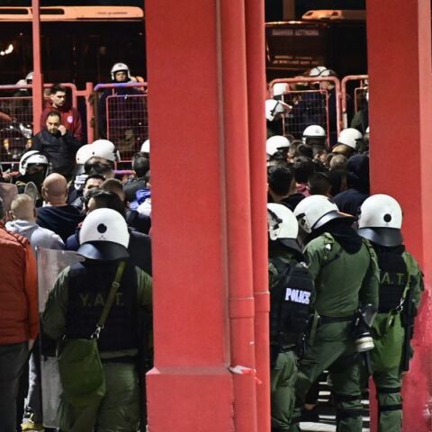 Πού ψάχνουν οι Αρχές τους καθοδηγητές της επίθεσης για τα επεισόδια στου Ρέντη