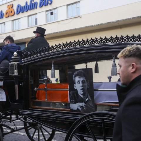 The Pogues: Επανένωση στην κηδεία του Shane MacGowan