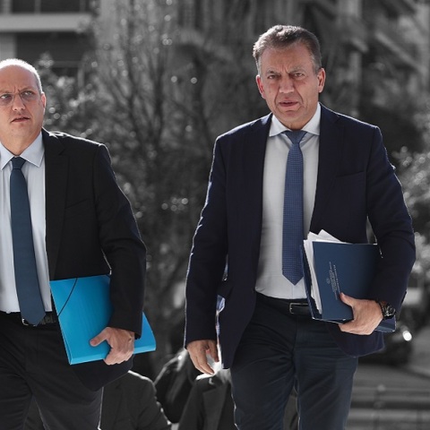 Διακόσια ονόματα χούλιγκαν έδωσαν Οικονόμου και Βρούτσης στην εισαγγελία Αρείου Πάγου