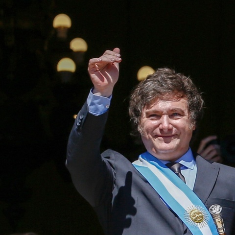 Αργεντινή: Υποτίμηση νομίσματος - Τα μέτρα της κυβέρνησης Javier Milei