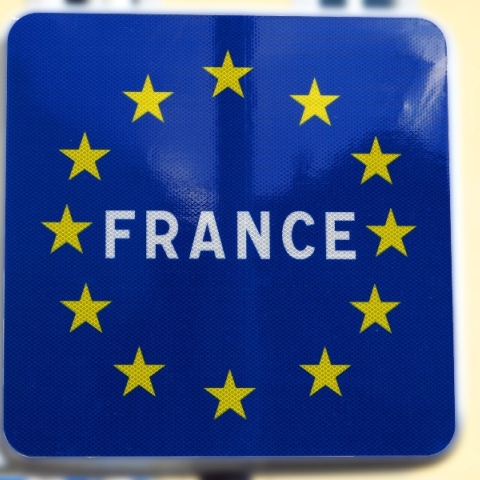 Γαλλία: Αυστηρότερα μέτρα για την παράτυπη μετανάστευση