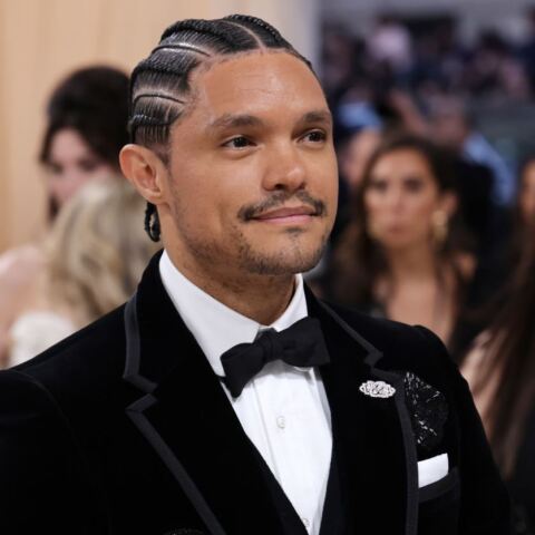 Για τέταρτη φορά παρουσιαστής των βραβείων Grammy ο Τρέβορ Νόα