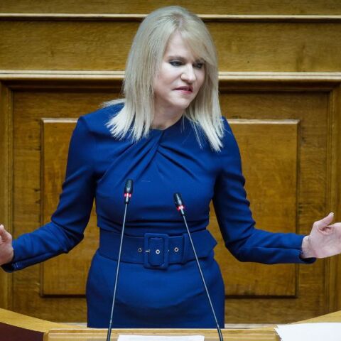 Η Θεοδώρα Τζάκρη