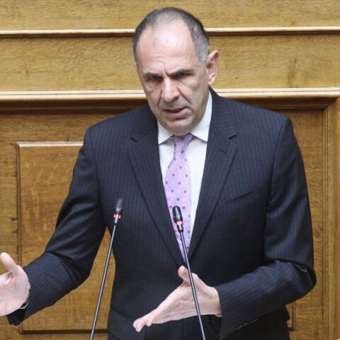 O υπουργός Εξωτερικών Γιώργος Γεραπετρίτης στην Ολομέλεια κατά τη συζήτηση του Προϋπολογισμού για το 2024