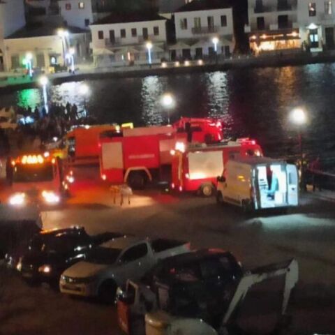 Μεσσηνία: Αυτοκίνητο έπεσε στο λιμάνι της Πύλου