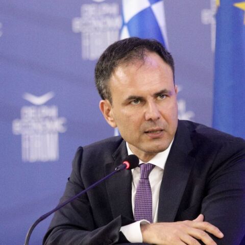 Αλέξης Πατέλης: Ανάρτηση του συμβούλου του πρωθυπουργού με αφορμή τα στοιχεία της ΕΛΣΤΑΤ για την αύξηση στο μέσο ωρομίσθιο στην Ελλάδα.