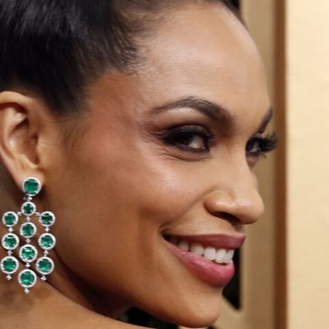 Η Ροζάριο Ντόσον στα 44 της χρόνια ετοιμάζεται να υποδεχτεί το πρώτο της εγγόνι - Η ηθοποιός υιοθέτησε την κόρη της όταν εκείνη ήταν 11 ετών.