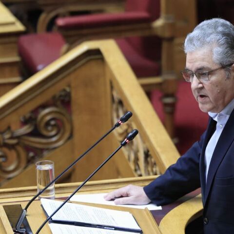 Προϋπολογισμός 2024: Η ομιλία του Δημήτρη Κουτσούμπα στη Βουλή και το σχόλιο για Κασσελάκη