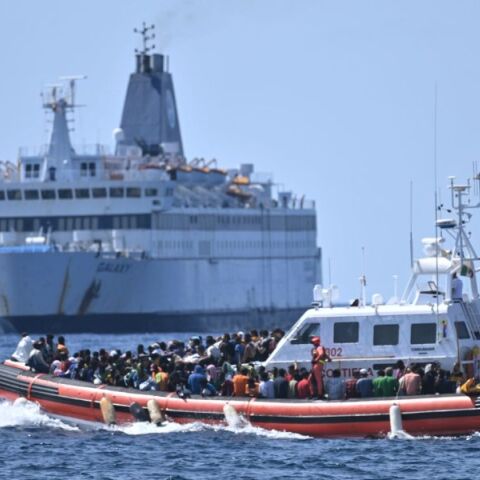 Ιταλία: Ανετράπη πλεούμενο με 86 επιβαίνοντες στα ανοικτά της Λιβύης, σώθηκαν μόνο 25 - Η ενημέρωση του Διεθνούς Οργανισμού Μετανάστευσης.