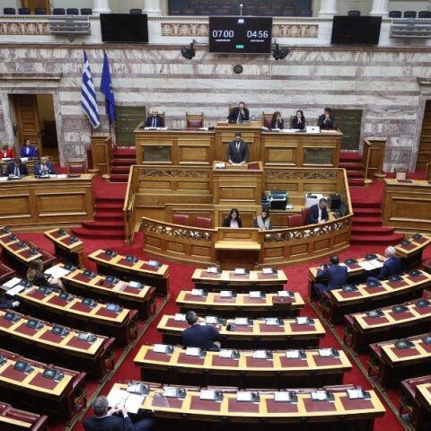 Βουλή: Ολοκληρώνεται η συζήτηση επί του κρατικού προϋπολογισμού 2024 - Το μεσημέρι οι τοποθετήσεις των πολιτικών αρχηγών.